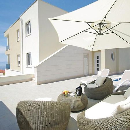 Lux Apartments Makarska Esterno foto