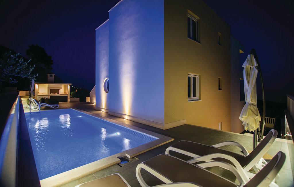 Lux Apartments Makarska Esterno foto
