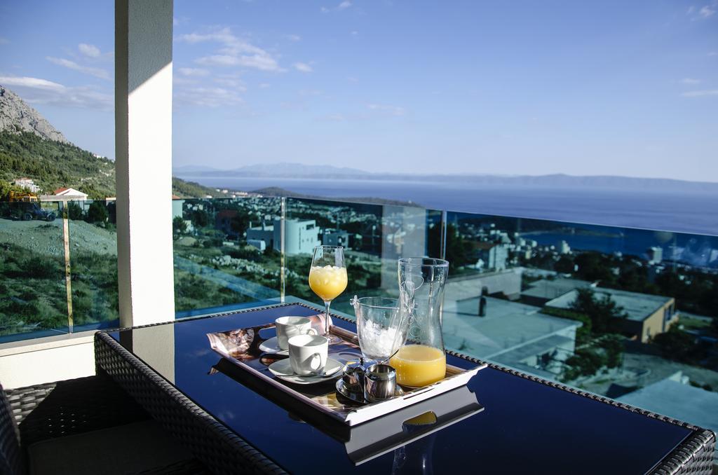 Lux Apartments Makarska Esterno foto
